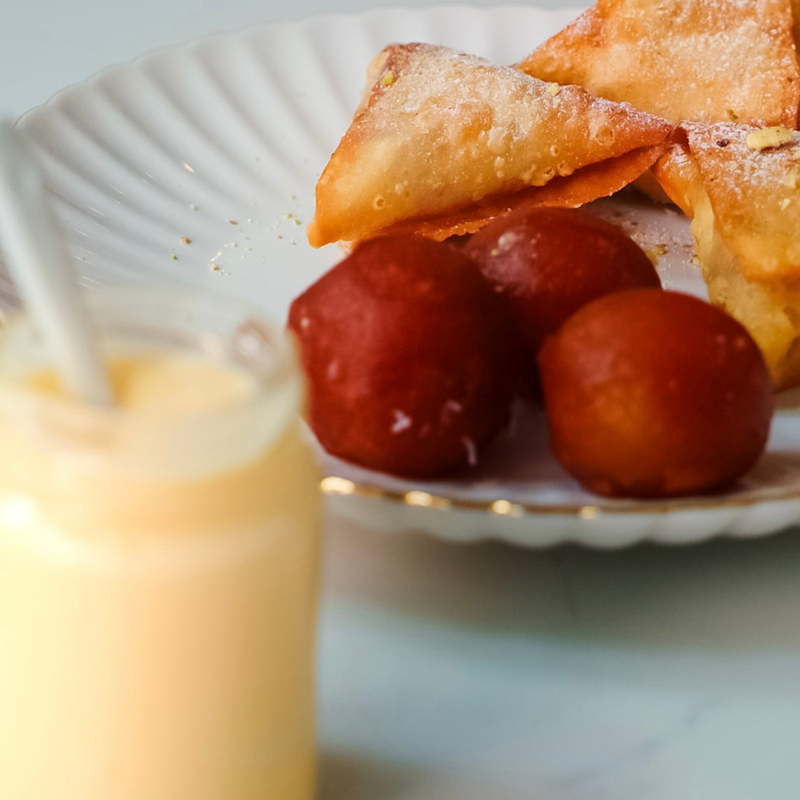 Gulab Jamun (10 samosas)